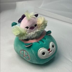 Squishmallows Colorful Mini Vehicle Elda the Ostrich